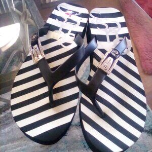 🎉GUESS Platform Shoes 9/10🎉